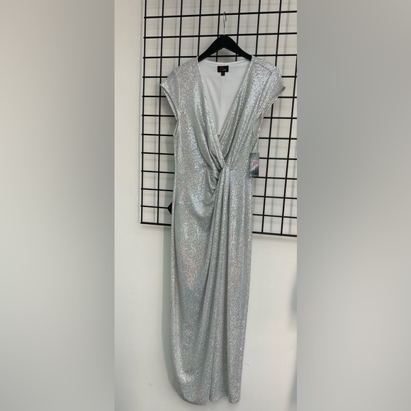 NWT JM Studio White Knit Sequins Maxi Gown - Picture 7 of 7